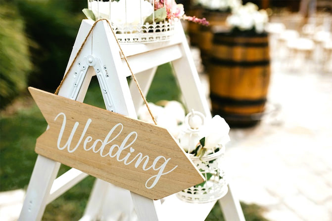 妊娠3ヶ月 結婚式の直前で妊娠判明 披露宴の受付役を辞退してもいい Baby Mo ベビモ